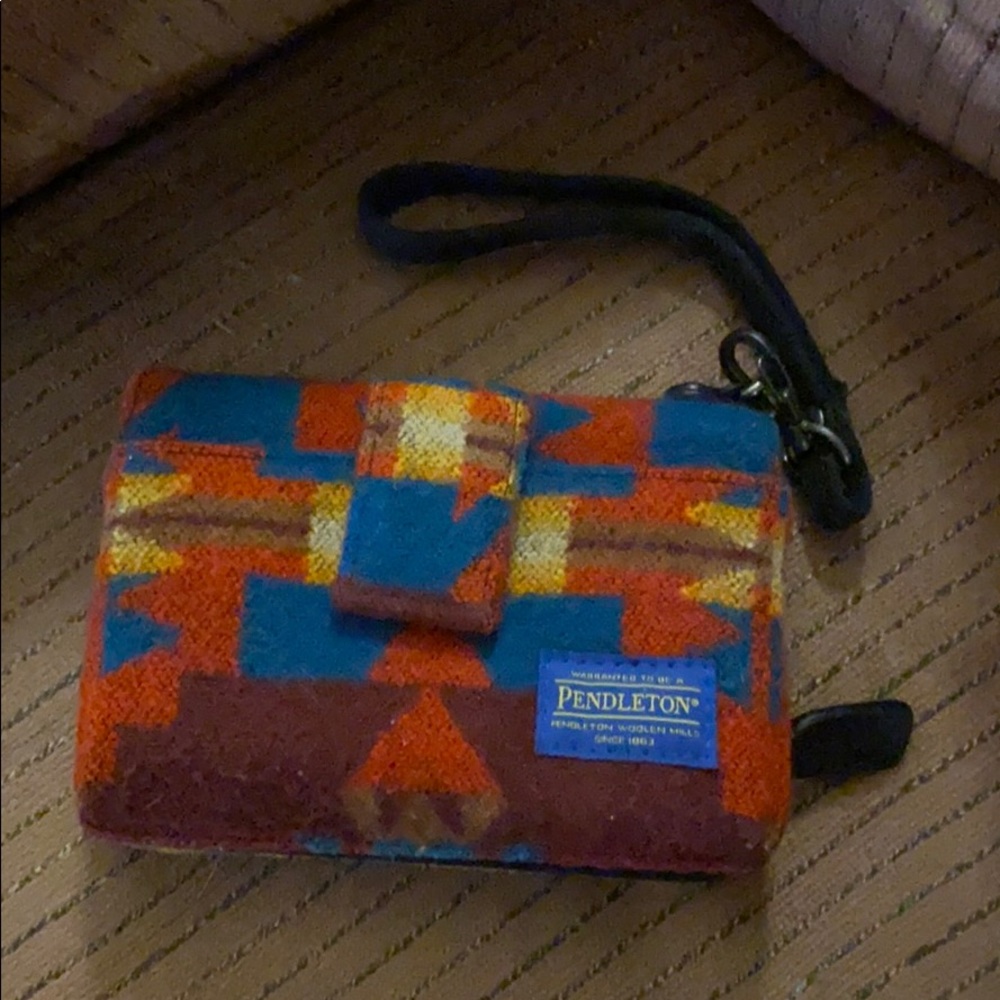 Pendleton Wristlet Wallet